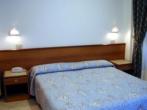 Hotel Astoria เวียเรจโจ ภายนอก รูปภาพ
